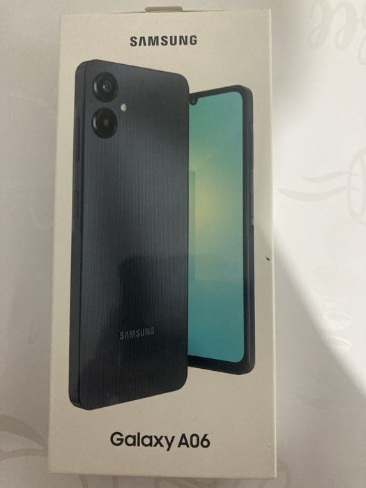 Самсунг А06 черный