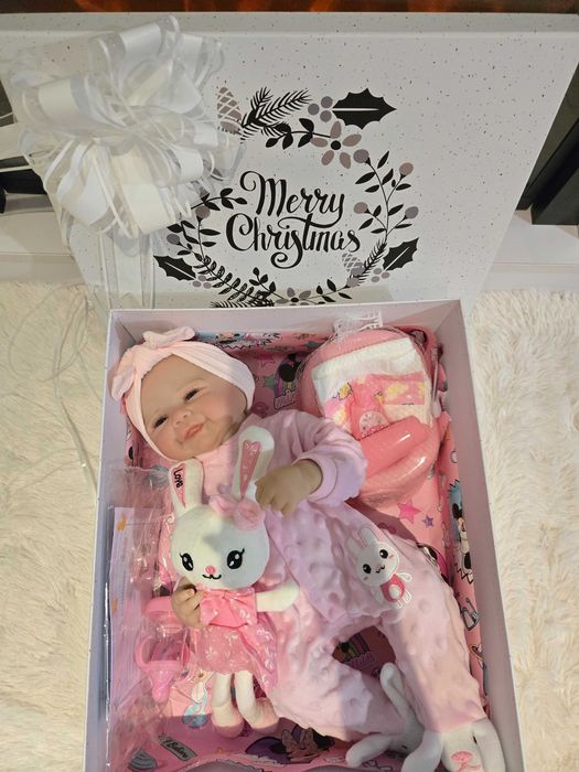 Реалистични кукли