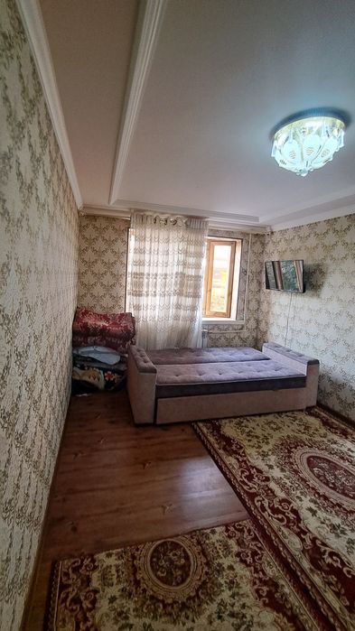 Чирчик шахар 
Окковок хамкор банк  ёнида 
#1-хона 3-этаж 
Квартира