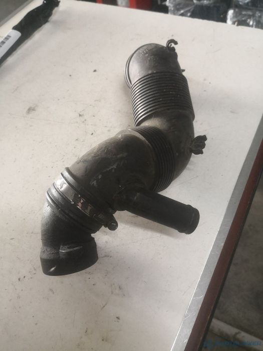 Furtun intercooler turbo SKODA SUPERB (3T4) [ 2008 - 2015 ] OEM 3c0129654m