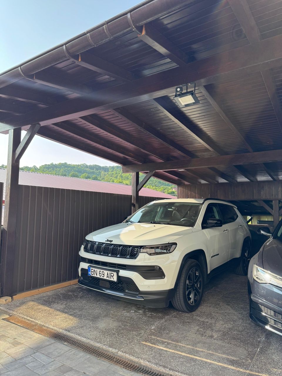 Jeep Compass 1.3 turbo benzina 150 cp toate dotarile