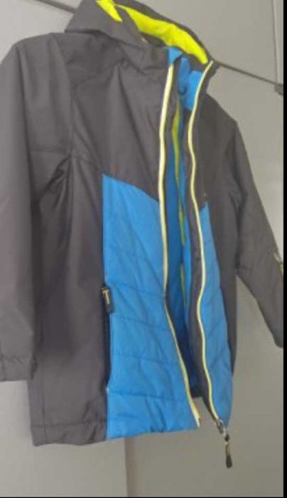 Детско ски яке за 7-8 год., непромокаемо, от Декатлон