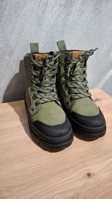 Ghete băieți H&M,Nr.29