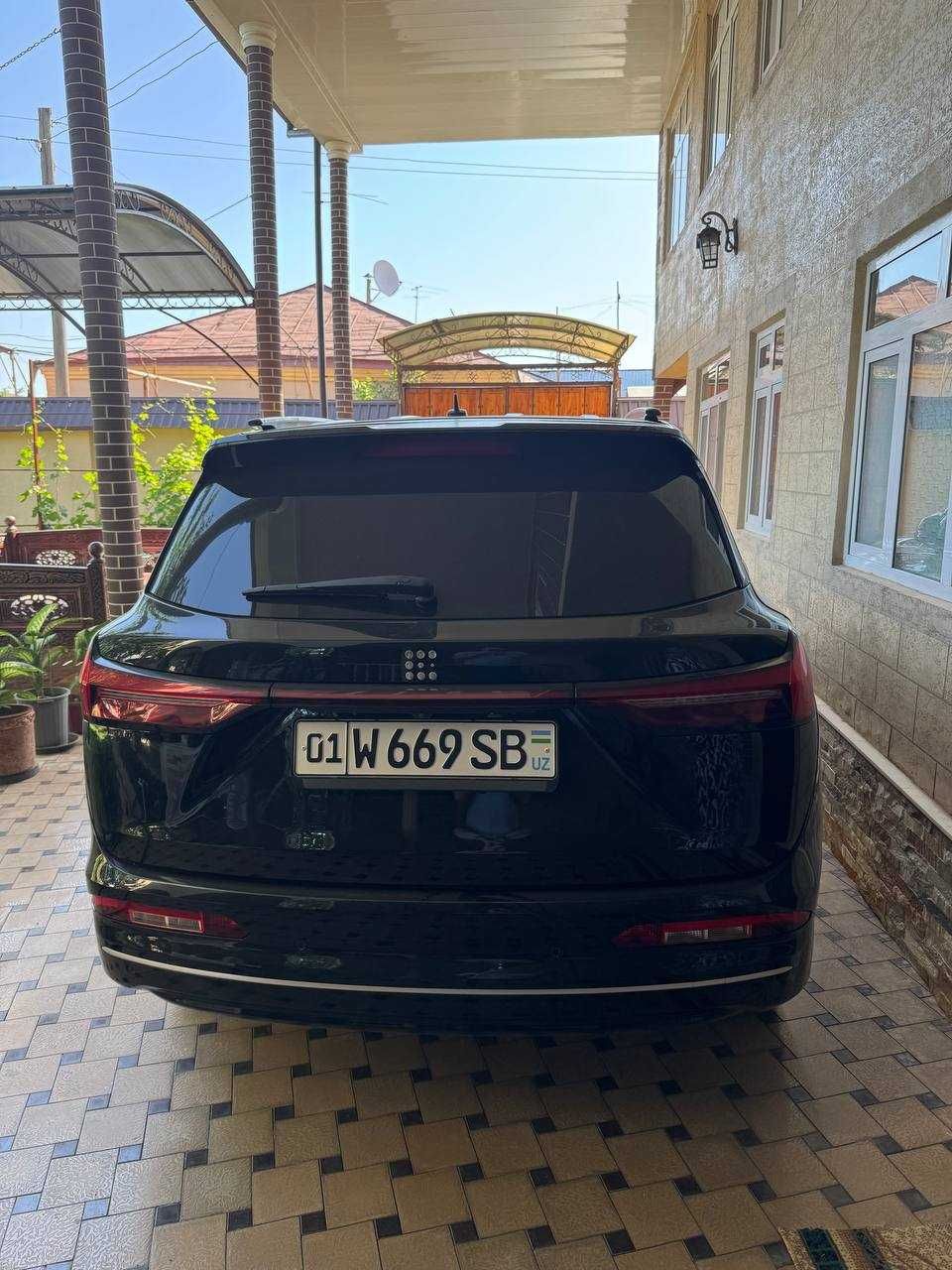 продаётся автомашина  Fengon S508