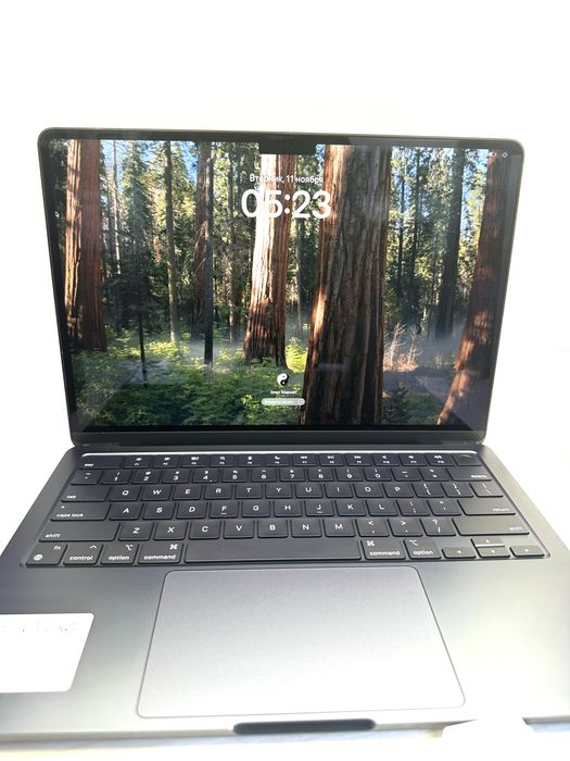Macbook Air 13 inch M2 2022 8/256gb