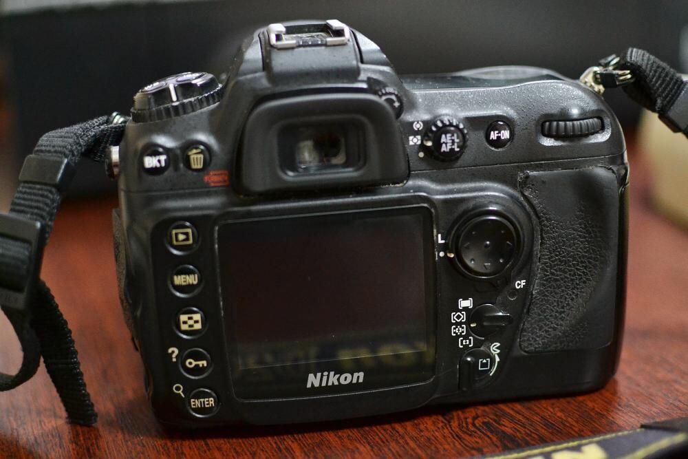 В продаже проф камера Nikon d200 body