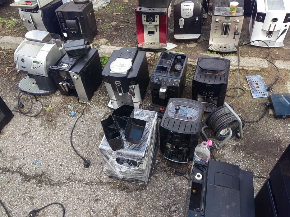 Продавам 60броя кафемашини роботи Делонги, Круп, Нивома, Юра, Филипс,