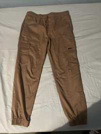 Панталон тип джогър марка DeFacto