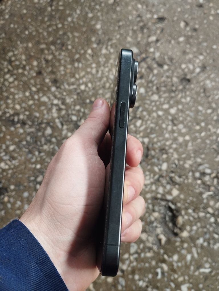 IPhone 15 pro 256gb