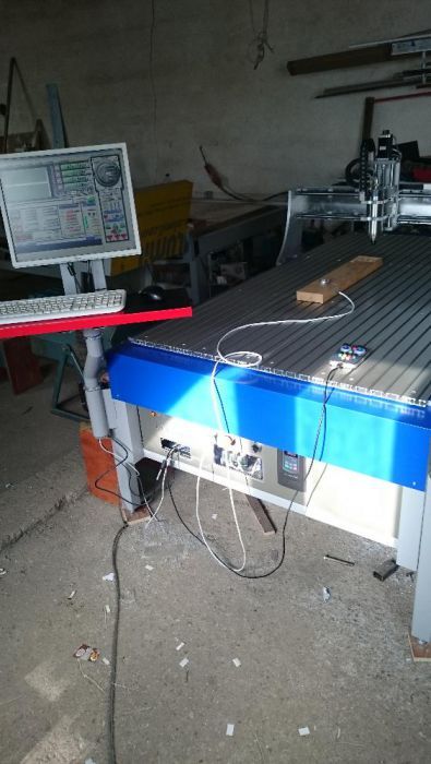 Router CNC 2m x 1.2m