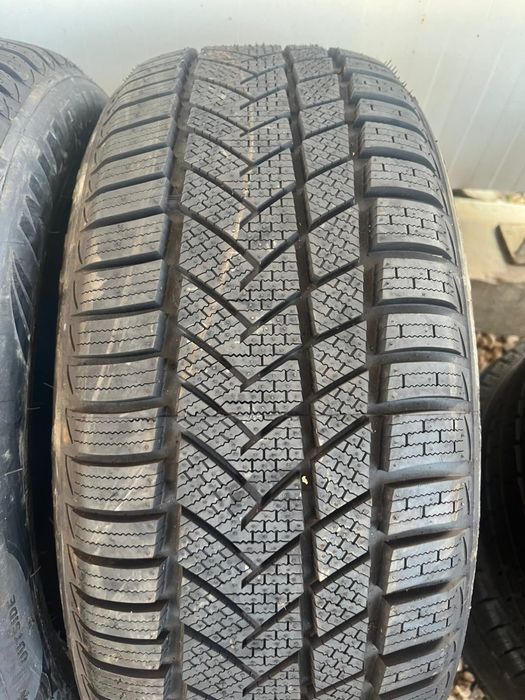 225/55 17 ,anvelope de iarna (noi)