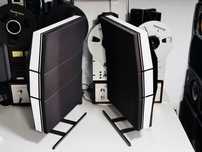 Boxe de fidelitate Bang of Olufsen RL60.2, cu stative, sunet deosebit