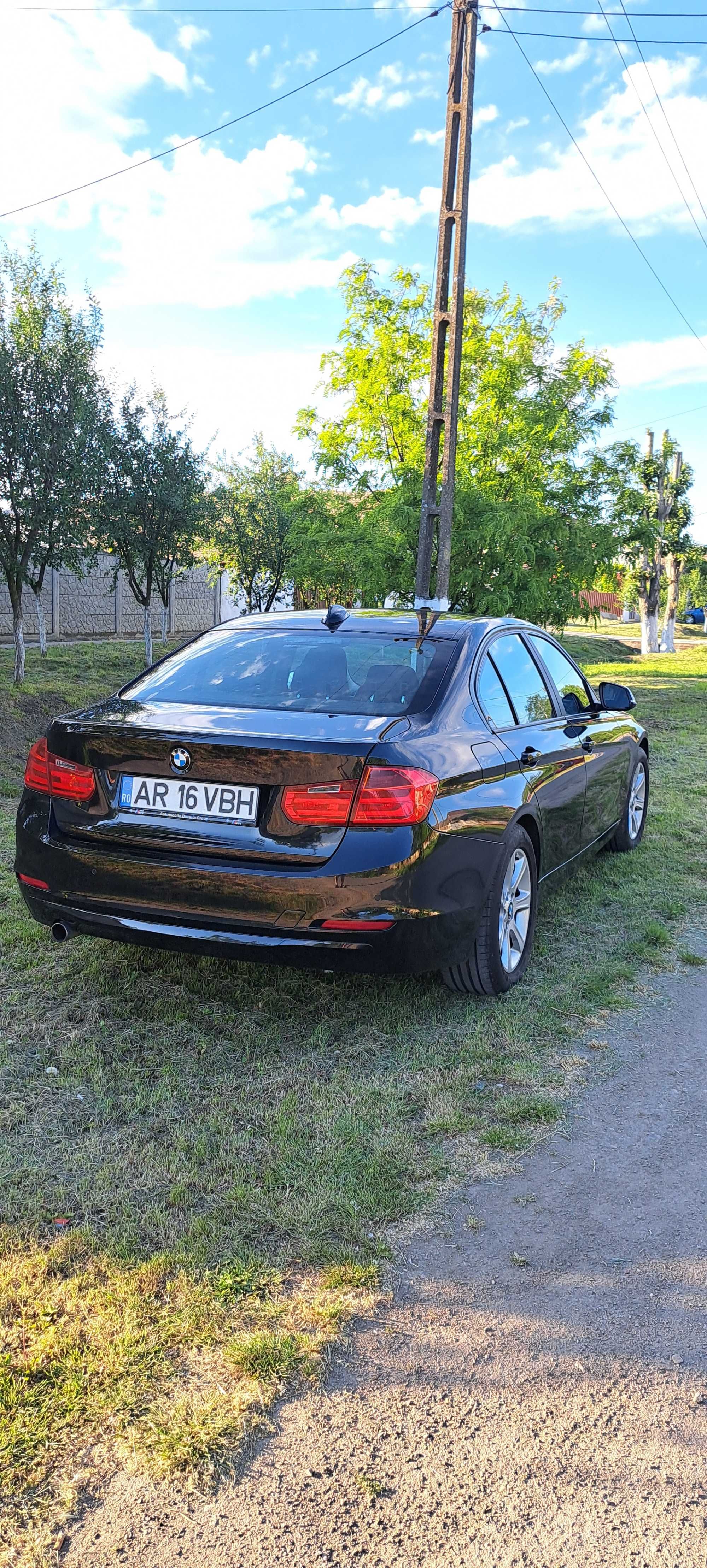 Vand Bmw seria 3 F30 model 2013 Luxury Line