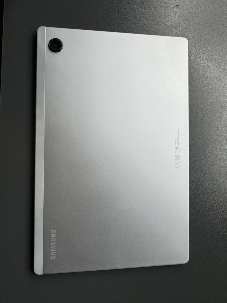 Продам планшет Samsung tab a8 10.5