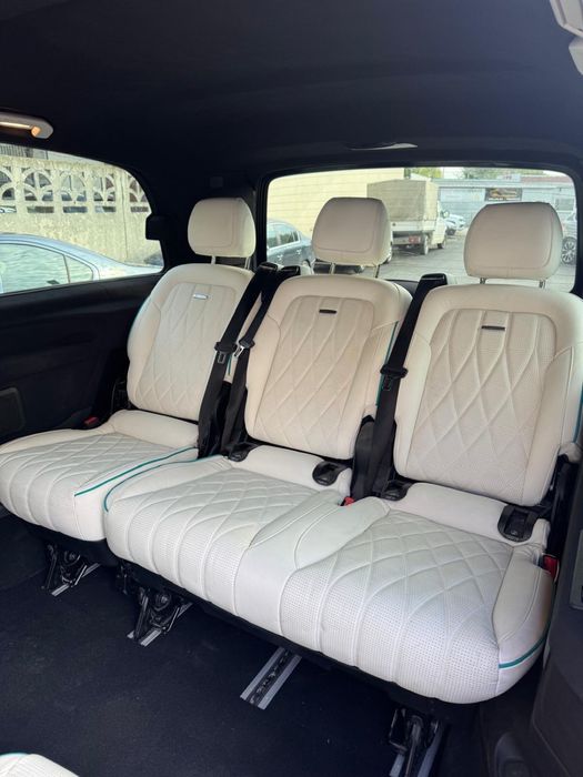 Inchiriez V classe - 7 locuri