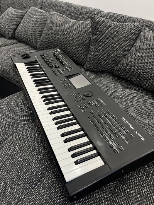 De vanzare orga - Yamaha Motif XF 6