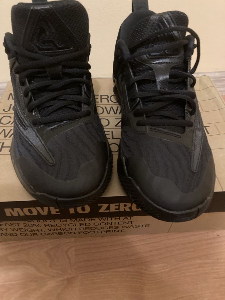 Nike номер 41/26см чисто нови