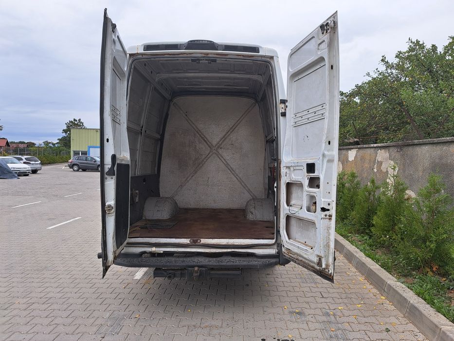 Iveco daily duba 7 locuri  35.180