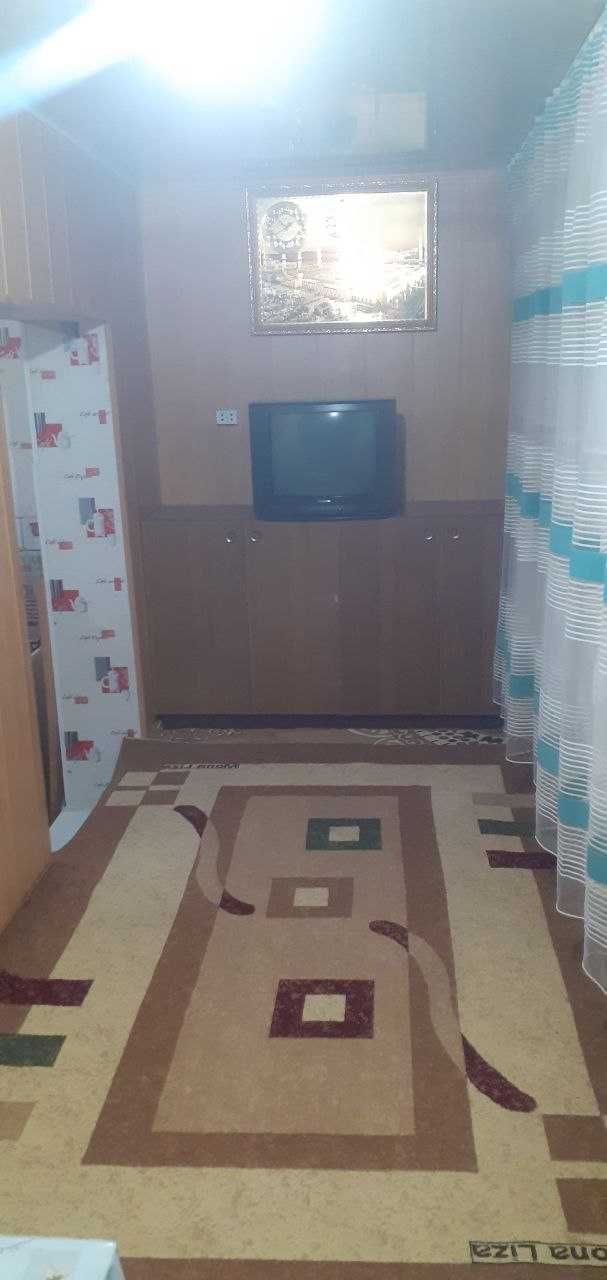 Срочно сдаётся 2-х комнатная квартира в Чирчике, 10 м/р