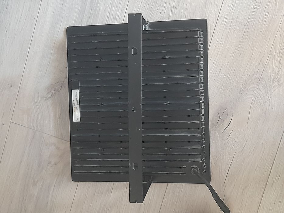 Светодиодная лампа,шланг подкачки