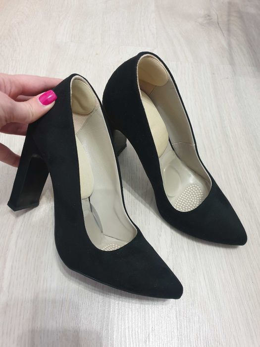 Дарис сникърси  естествена кожа