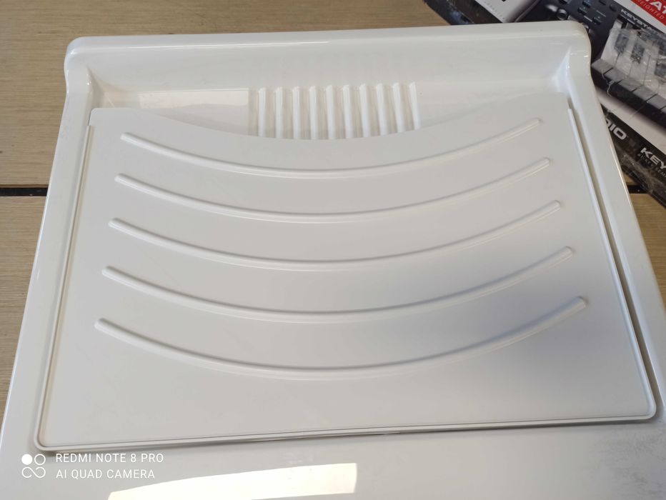 Comoda lavoar cu ușa glisanta. (NOUĂ)