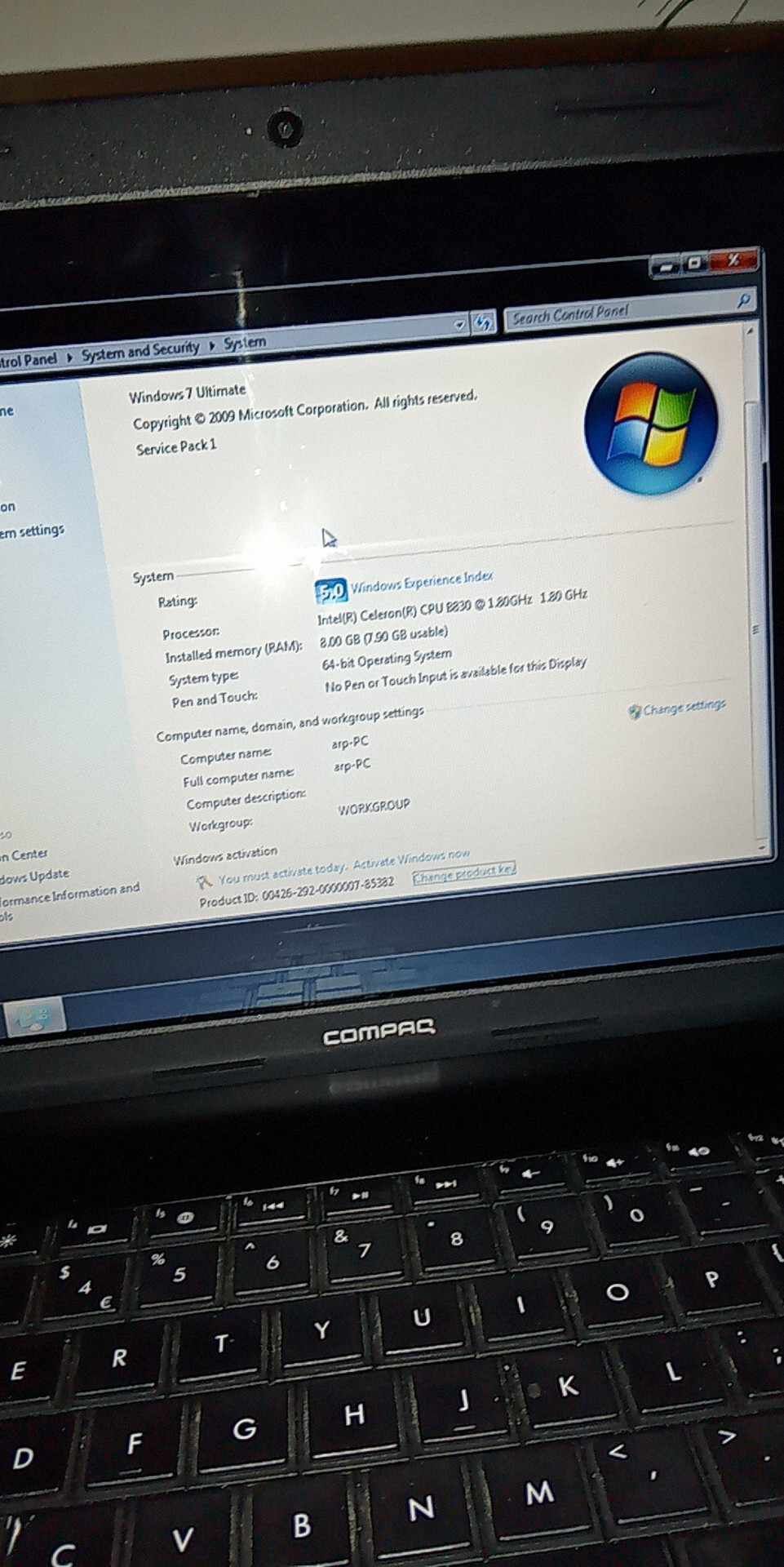 Laptop Compaq se vinde