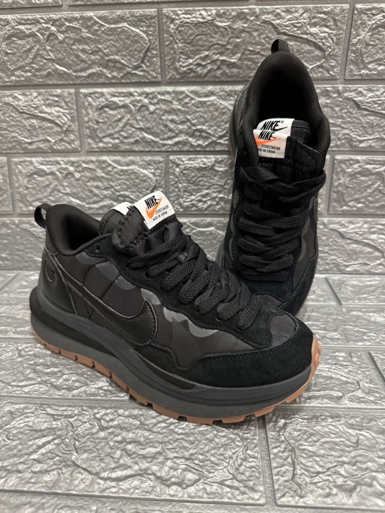 Nike Sacai Black 39