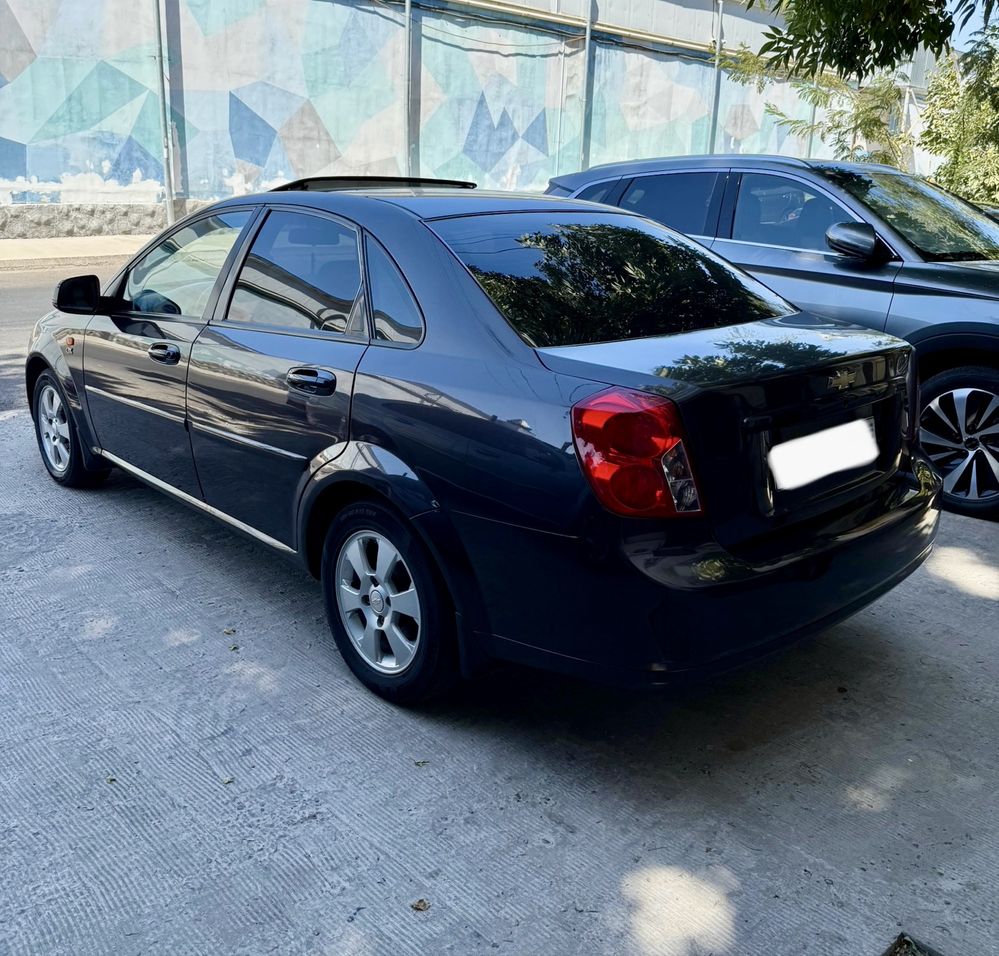 Chevrolet Gentra AT