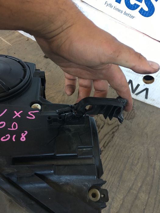 Ляв фар з Bmw X5. F15. 2015-18