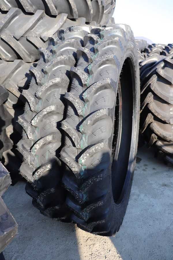 Anvelope noi OZKA 230/95R42 cauciucuri tractor 136A8/133D 9.5R42