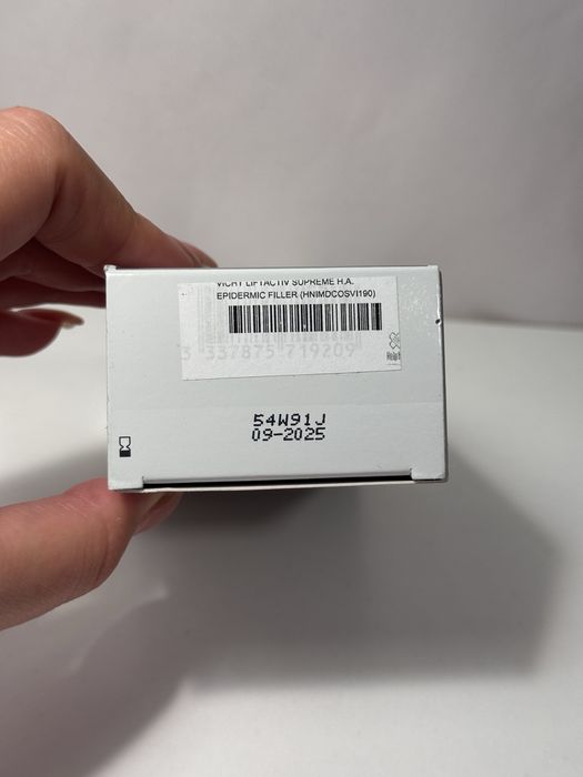 Ser antirid cu acid hialuronic, Vichy liftactiv supreme