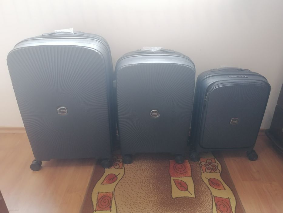 Нови Два броя куфари за багаж голям и среден Grand Ghepard Grafitt Пол