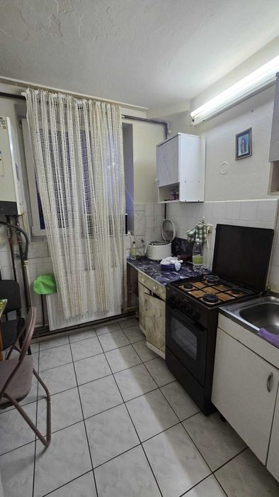 Vand apartament 2 camere,Romanilor,et.intermediar