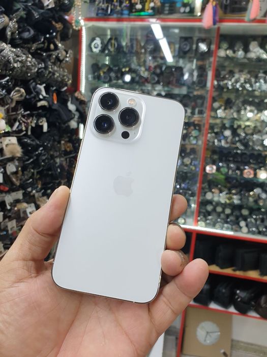 iPhone 13 про  128 памят  87 ёмкост