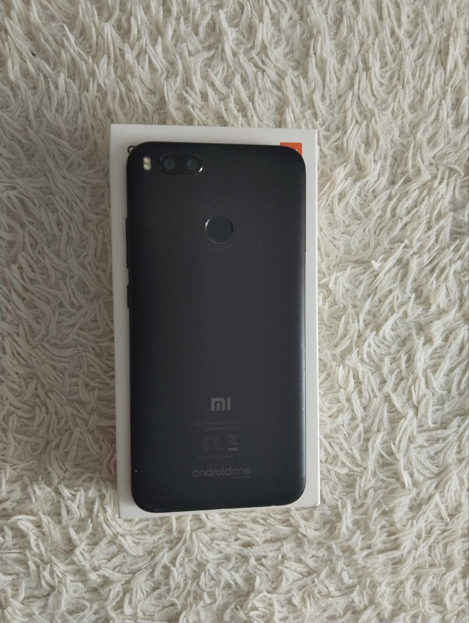 Продам смартфон Xiaomi mi a 1