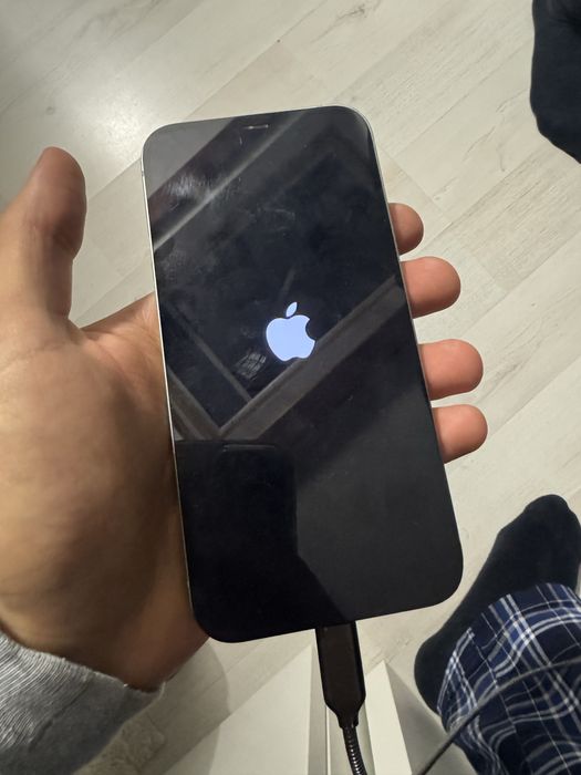 Iphone 12 pentru piese