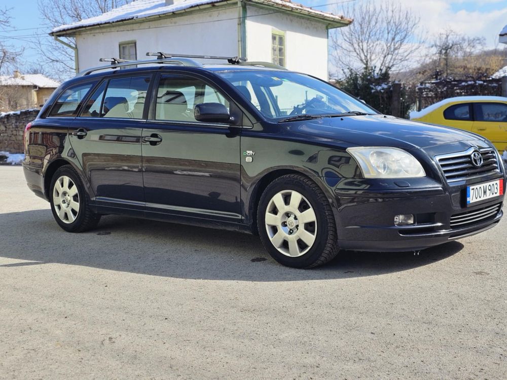 Toyota Avensis   2.2D-4D Швейцария