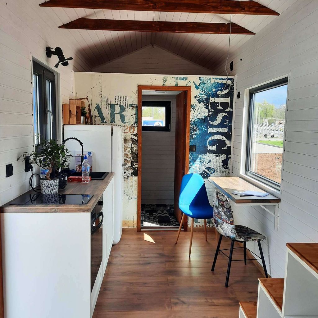 Продава се Къща в София, Карпузица - 20 кв.м за 1750 €/кв.м - Снимка #5