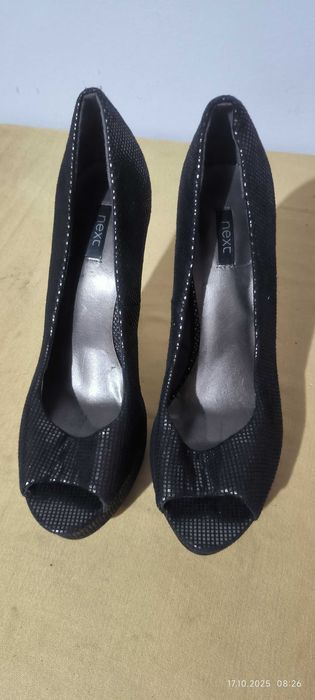 Vând pantofi ocazie