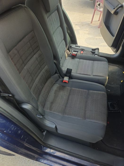 Седалки Volkswagen Touran