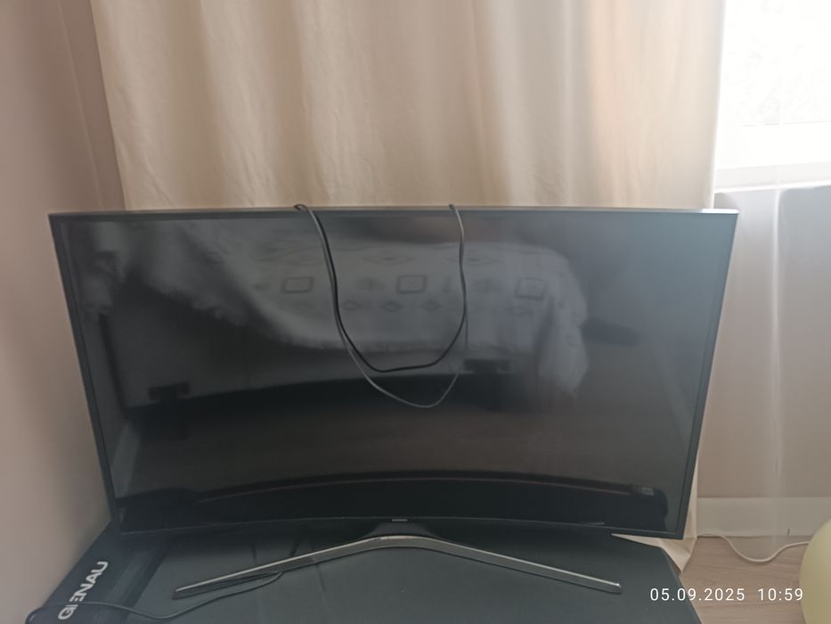 Продам б/у телевизор