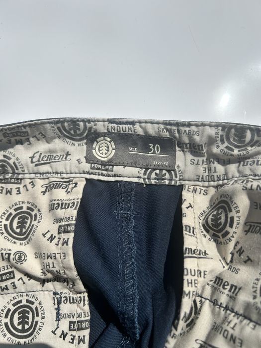 Pantaloni scurti Element marime 30