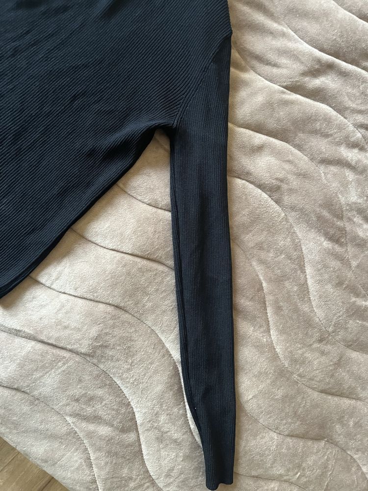 Блуза поло с един ръкав Zara