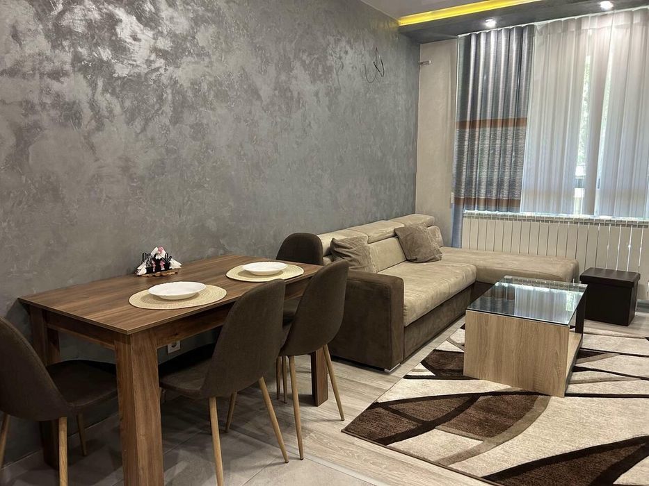 Дава се под наем Двустаен апартамент в София, Витоша - 60 кв.м за 650 € - Снимка #2