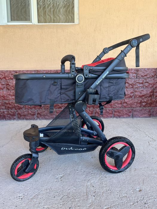 Коляска почти новая в отличном состояние