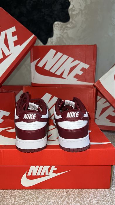 Nike Dunk Low Team Red