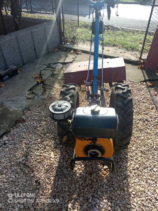 Продавам мотоблог