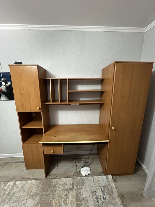 шкаф, стол, компьтерный для работы, удобный, вместительный