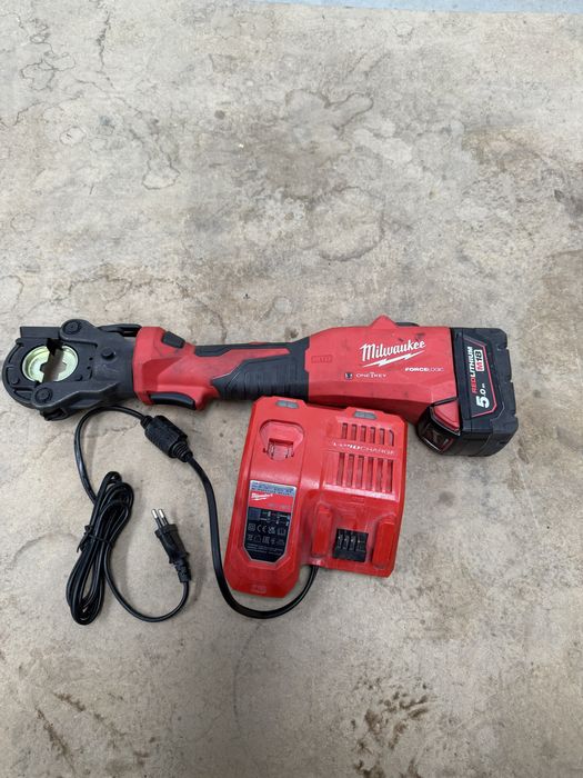 Presa hidraulica pentru cablu Milwaukee M18 ONEHCCT60